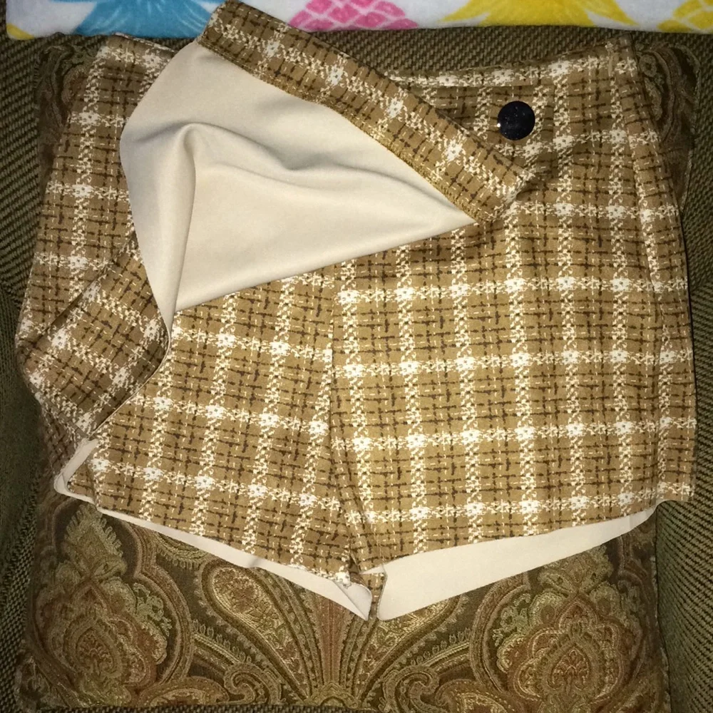 Skort - Picture 5 of 5